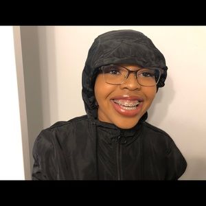 Meet your Posher, April